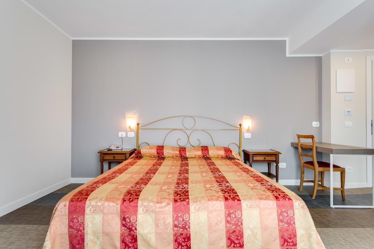 Hotel Europa 加尔达 外观 照片